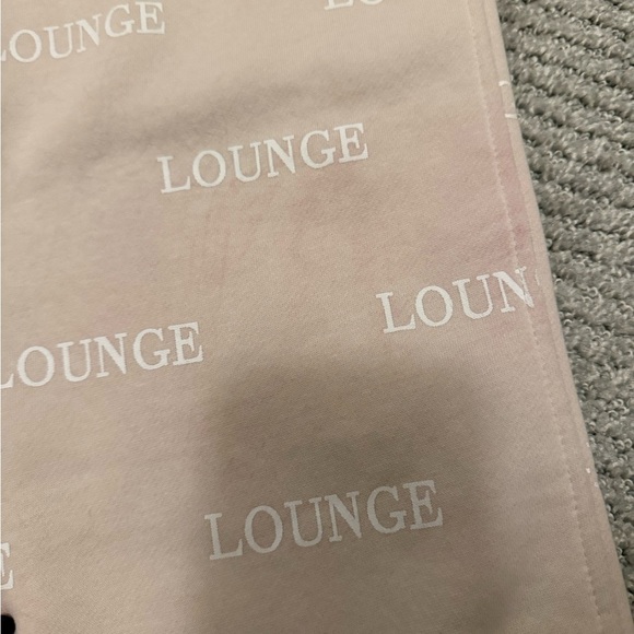 Beige Lounge Set with Logo Print - Picture 6 of 6